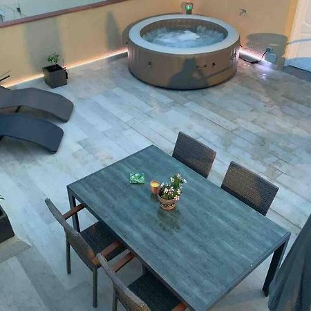 Апартаменты Casa Del Arbol En El Delta Del Ebro Дельтебре Экстерьер фото